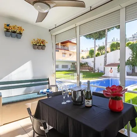 El Oasis Vip-torremolinos Apartment